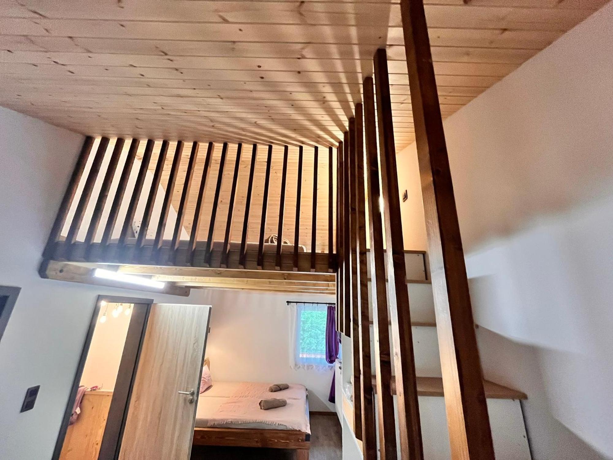 Pod Houbovym Vrchem 2 *